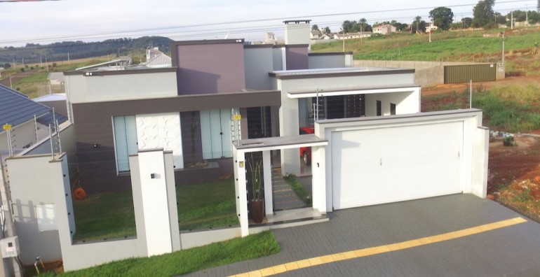 Residência A. M. da C.